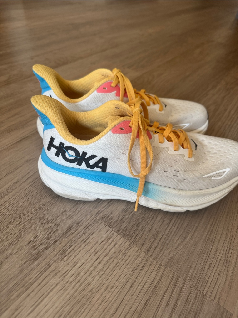 Hoka women’s Clifton 9 Running Shoe